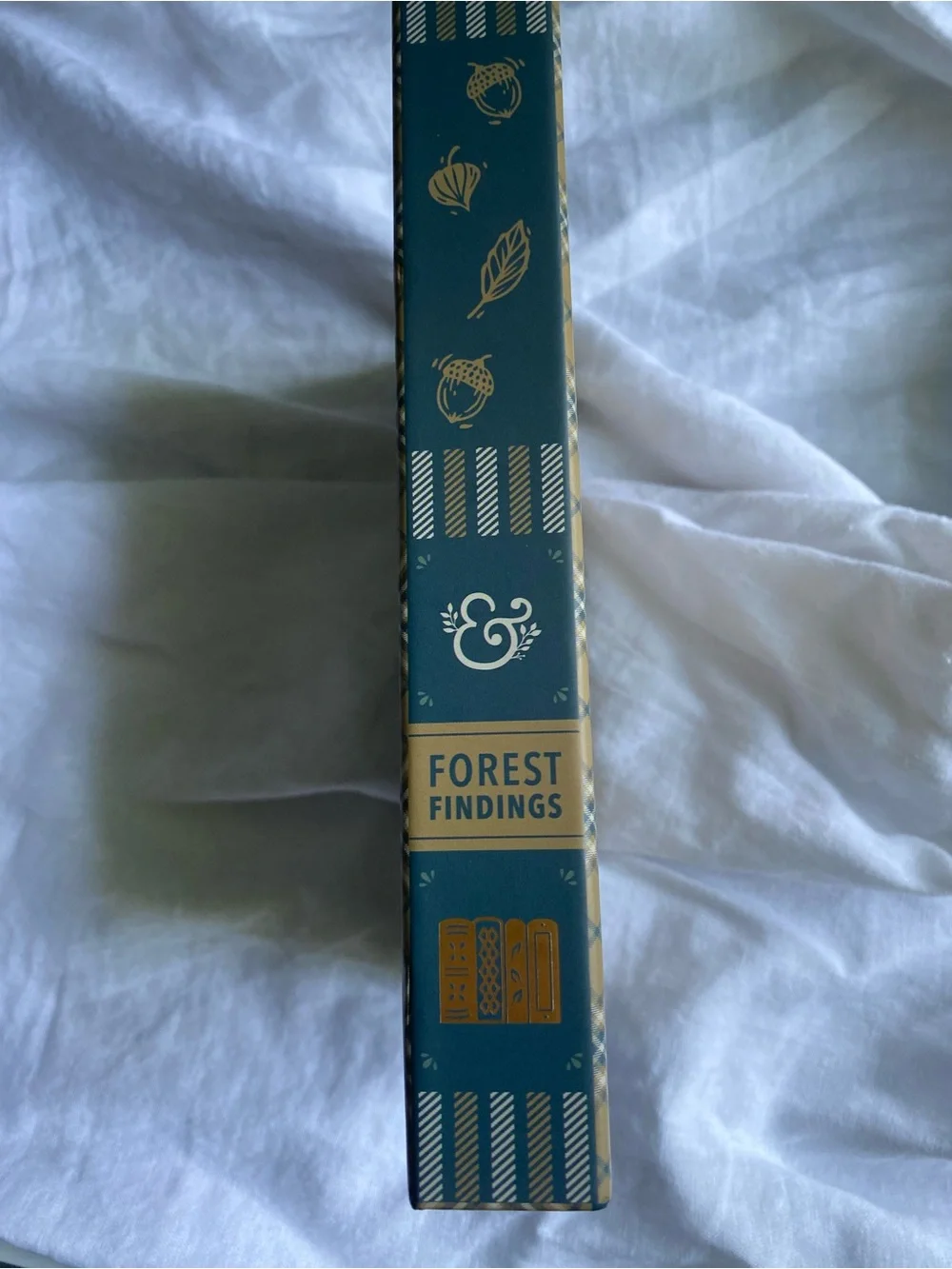 NIB Archer & Olive Forest Findings Book Reading Journal - Metallic Gold Booktok